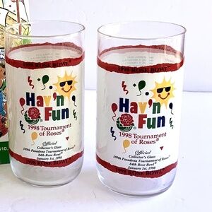 1998 Rose Bowl Official Collector's Glass Set of 2 Having Fun New